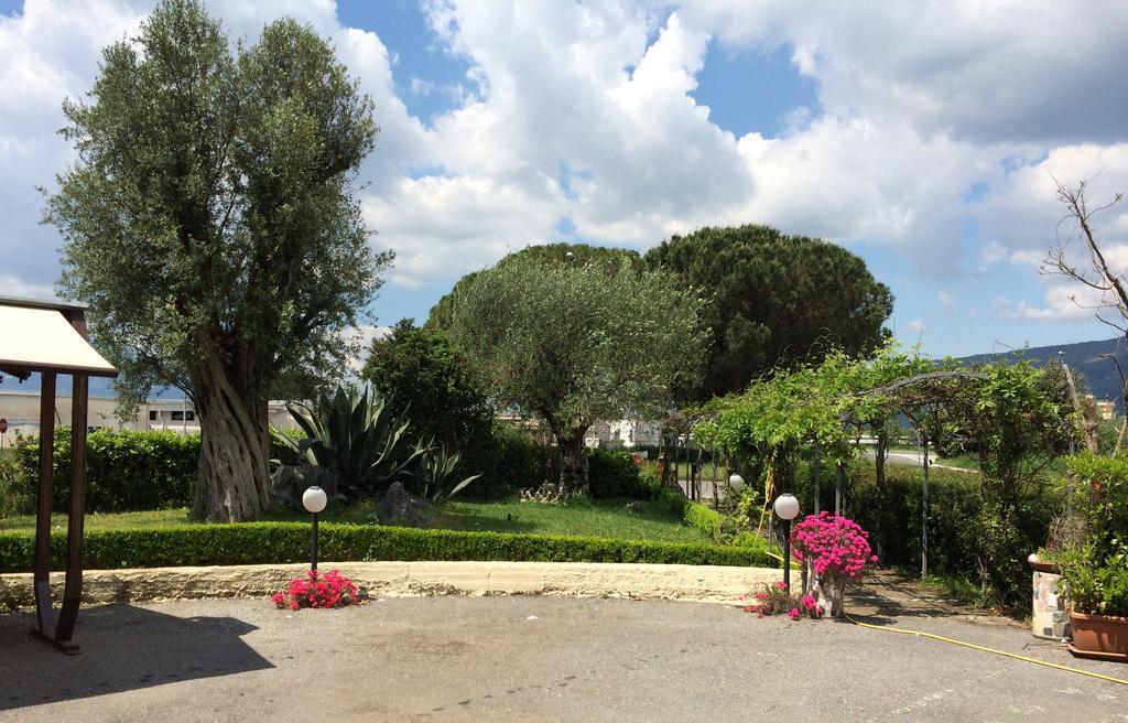 Hotel Il Cavaliere Sarno Exterior foto